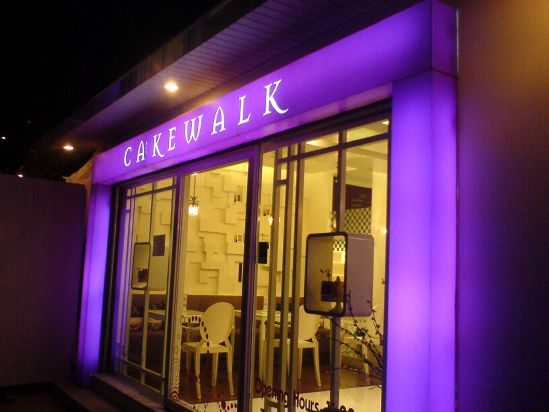 งาน part time ร้านอาหาร เค้กวอล์ค (Cakewalk)สาขาทองหล่อ31